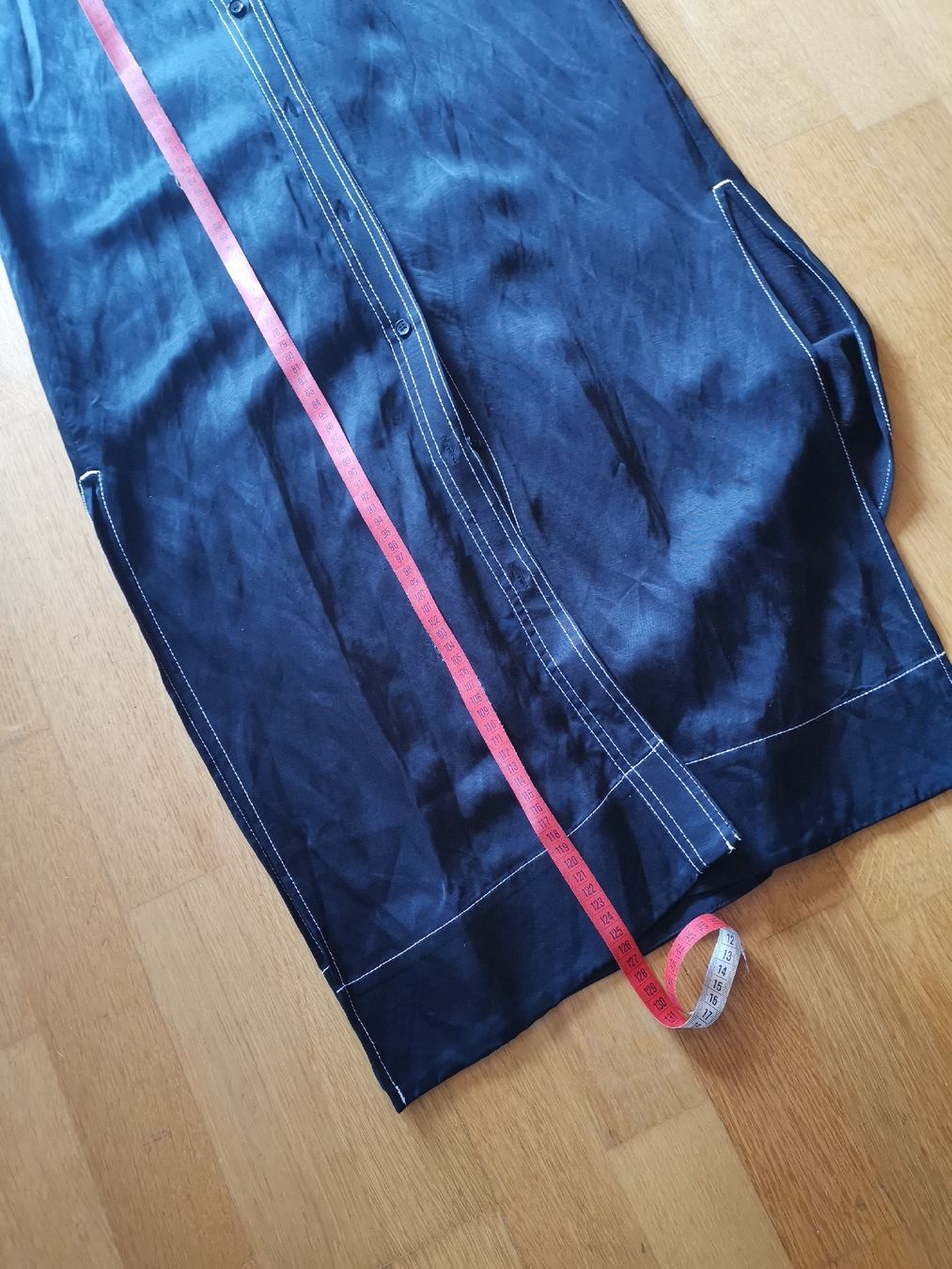 H&M Robes: Satin Viskose Leinen Hemdkleid H+M, neu – Neuf (Voir description) à Uerikon par pink_flamingo 8