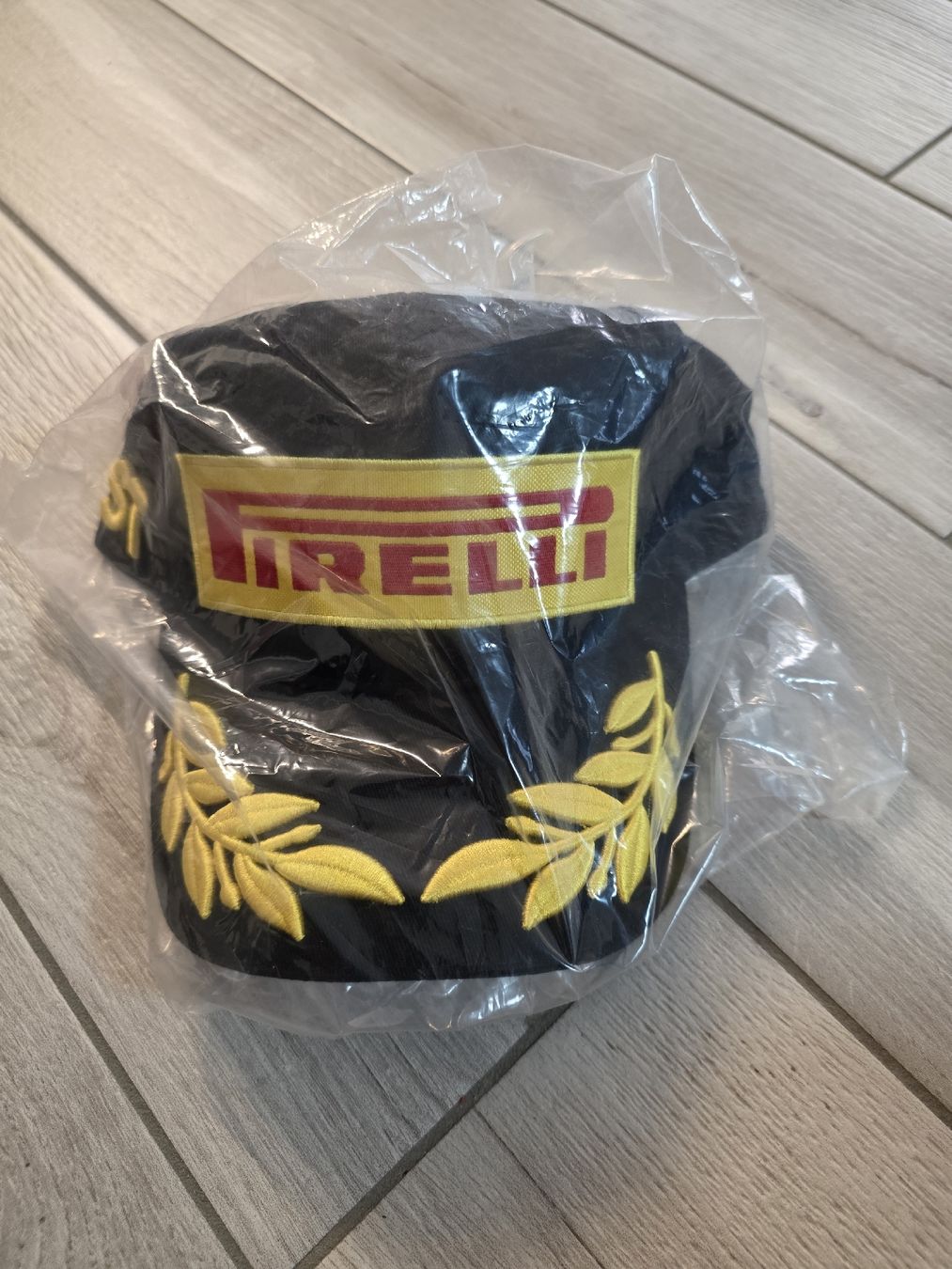 Copricapi, berretti & cappellini: Pirelli Podium Cap Nummer 1 neu – Nuovo e nell'imballaggio originale da Dorf venduto da Echo_Elements 1