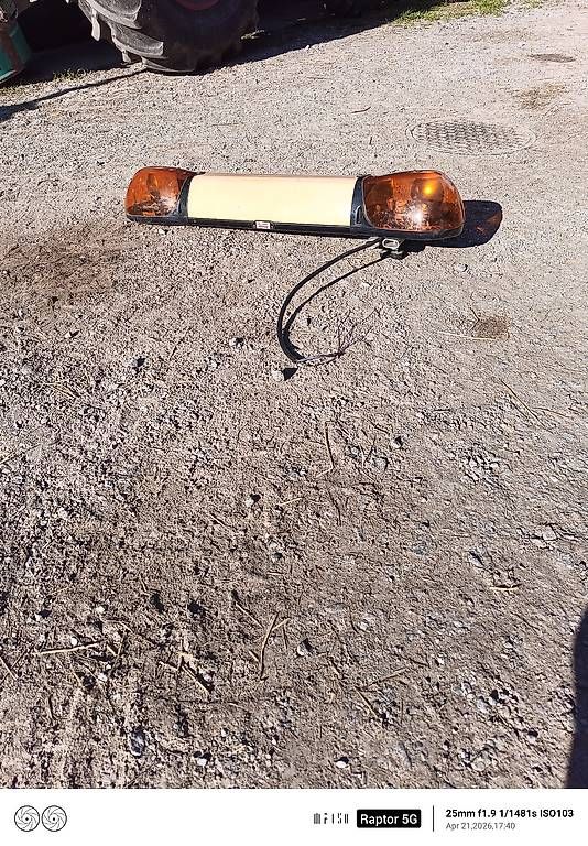 Tutti i ricambio: Drehlichtbalken  – Usato da Wilen b. Wollerau venduto da lzo_k5h6