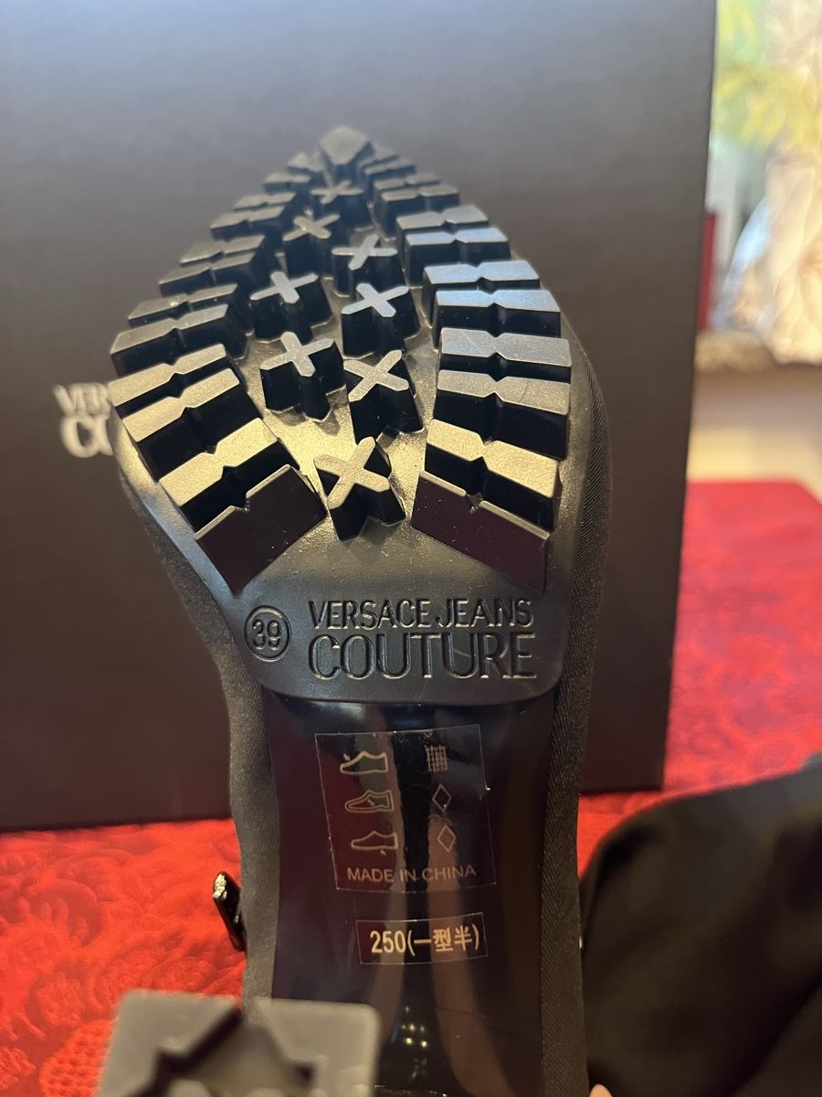 Versace Scarpe da donna: Versace Jeans Couture Overknees – Nuovo e nell'imballaggio originale da Klingnau venduto da f.collicutt 2