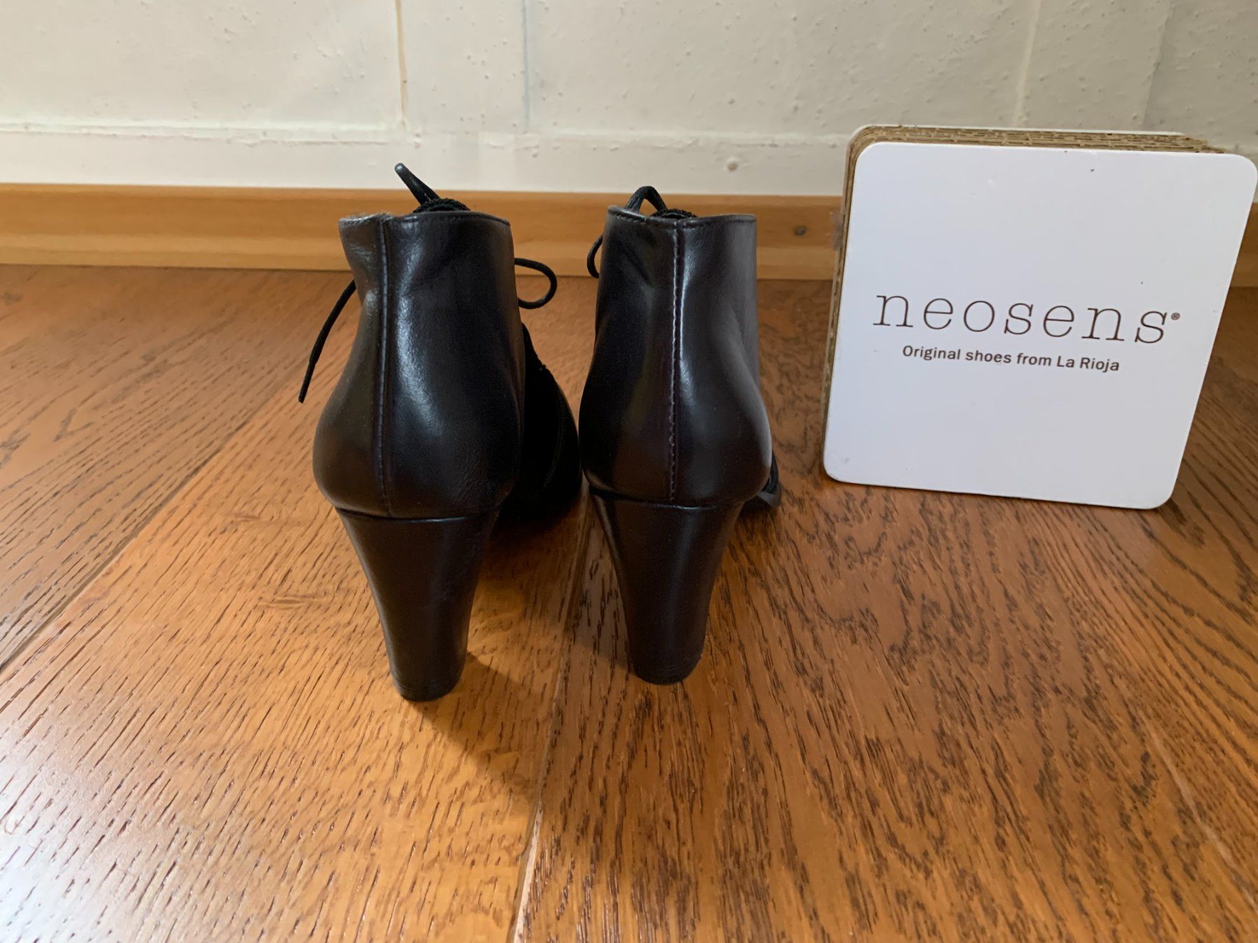 Neosens Scarpe da donna: Neosens Cinthya  469 black Gr.37 – Nuovo (secondo la descrizione) da Zürich venduto da finsti 7