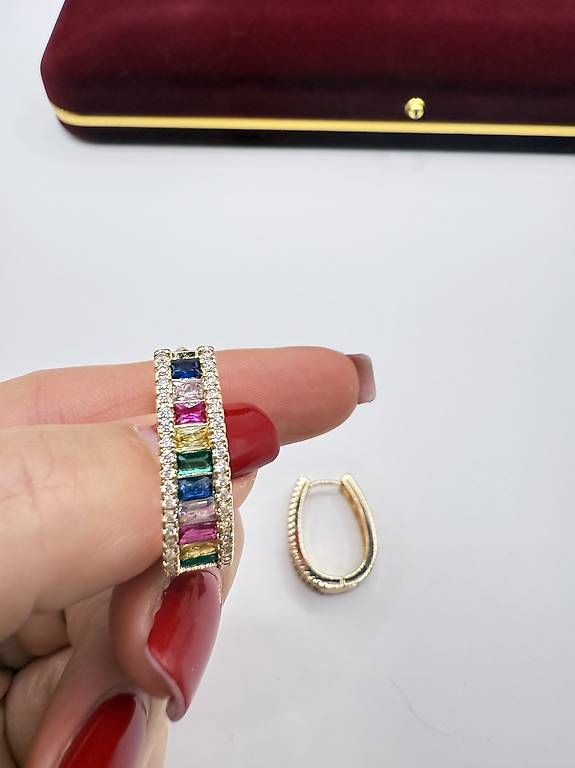 Ohrringe & -stecker: Regenbogen Zirkonia Ohrringe  – Gebraucht aus Thalwil von han_2b8c 3