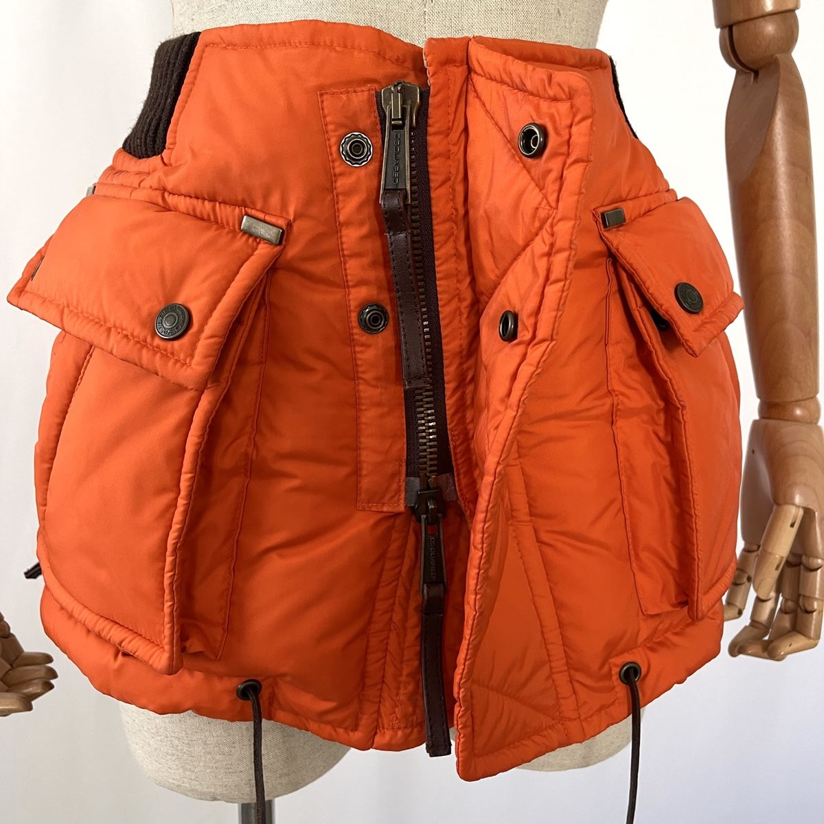 Dsquared2 Gonne: DSQUARED Down Skirt – Nuovo (secondo la descrizione) da Emmen venduto da Avviivva_Com2023 2