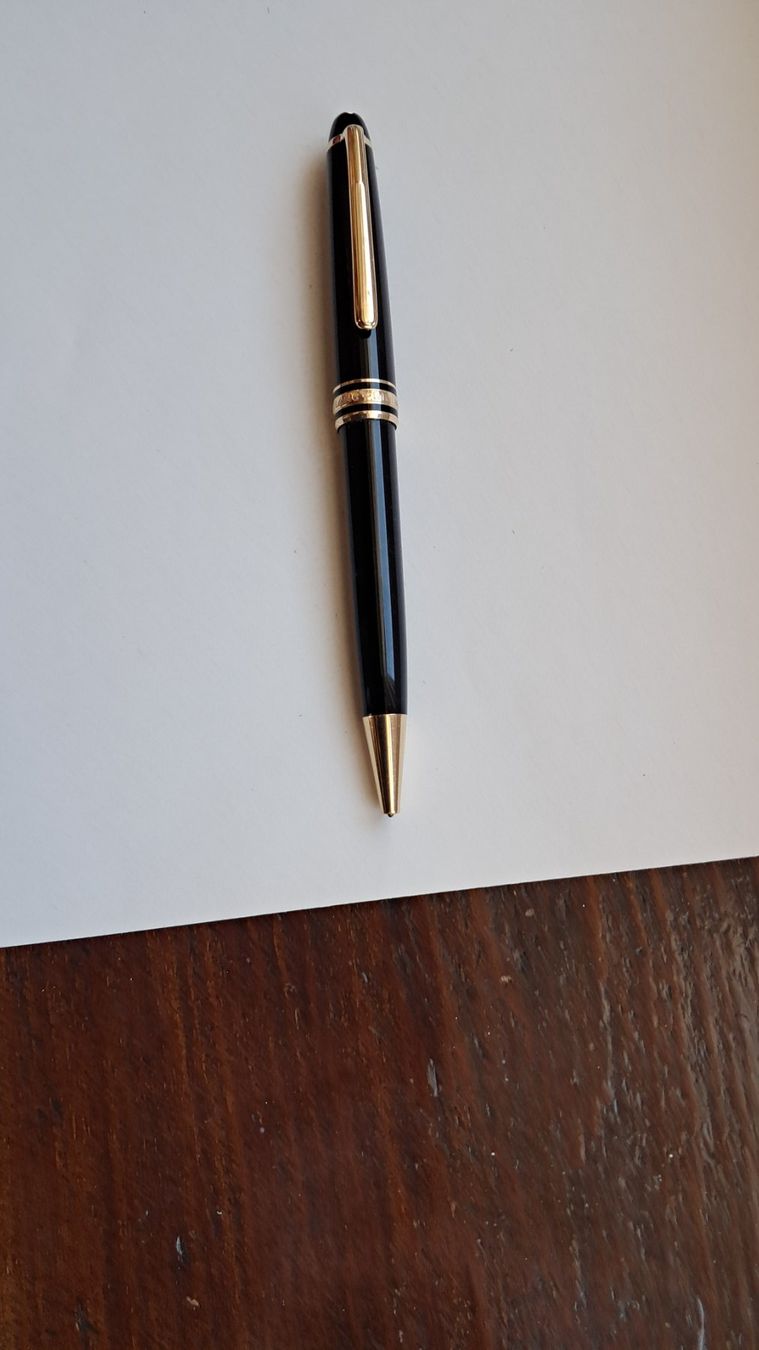 Montblanc Penna & Evidenziatori: 1 STYLO MONT-BLANC – Usato da La Chaux-de-Fonds venduto da 4929 2