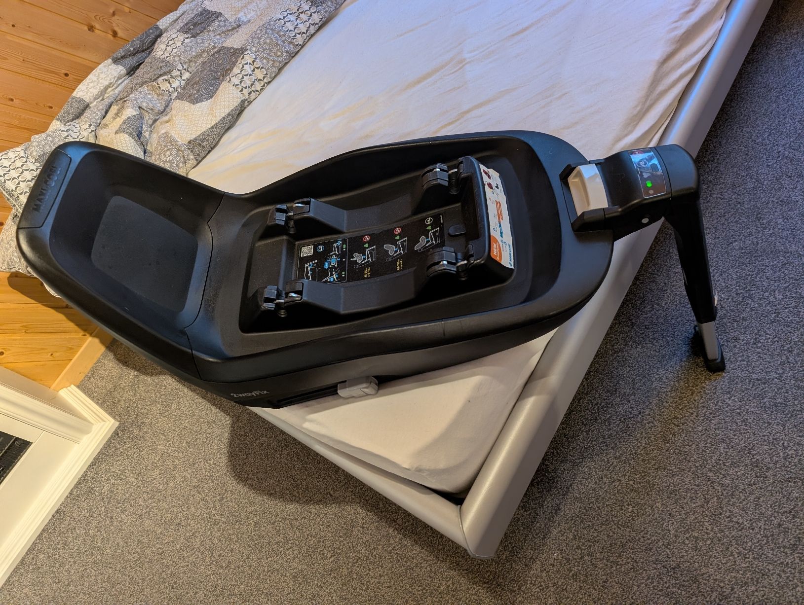 Maxi-Cosi Seggiolini per auto: Maxi Cosi Isofix - 2wayfix – Usato da Blumenstein venduto da pri_rvh9