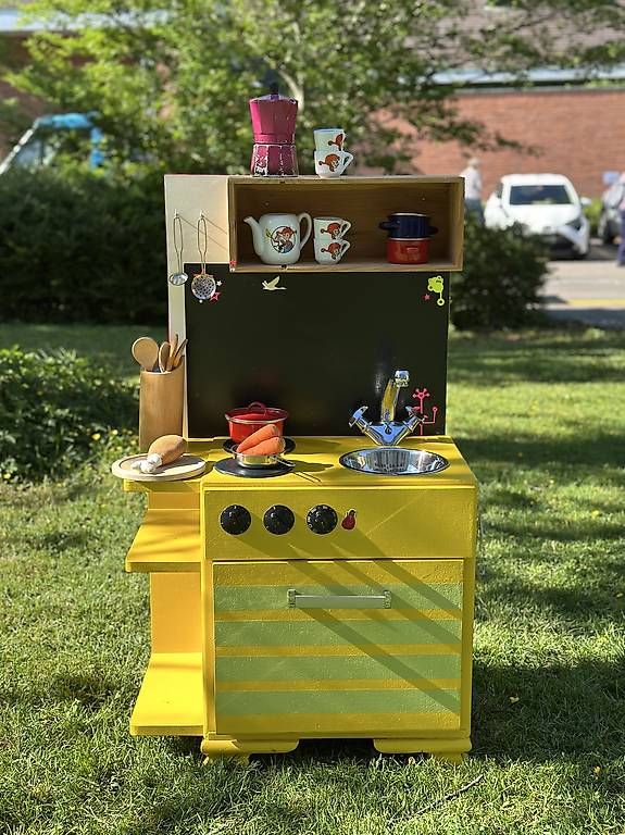 Spielzeuge: Tolle Kinderküche – Gebraucht aus zürich von majasimone