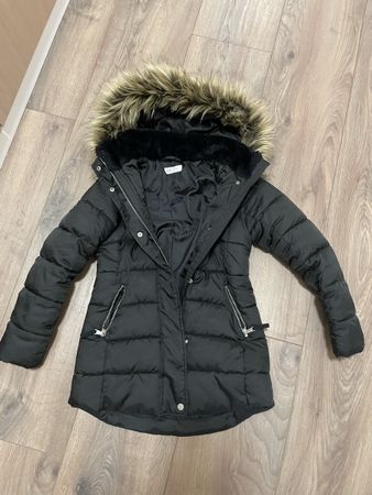 Kinder Winterjacke H&M schwarz mit Kapuze gebraucht