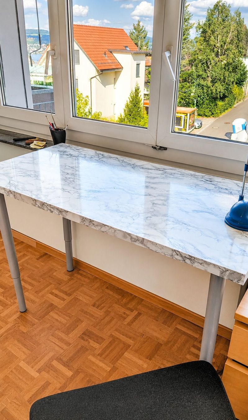 Ikea Tavoli: Hoehenverstellbare IKEA Tisch mit Marmor Optik – Usato da Horgen venduto da zur_jq85 3