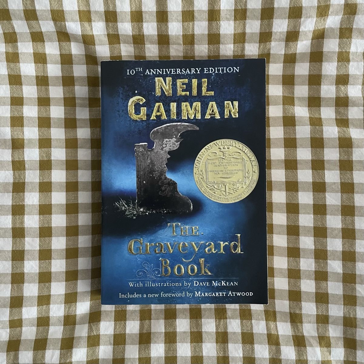 Bücher: The graveyard book  – Neu (gemäss Beschreibung) aus Schaffhausen von el.bel23