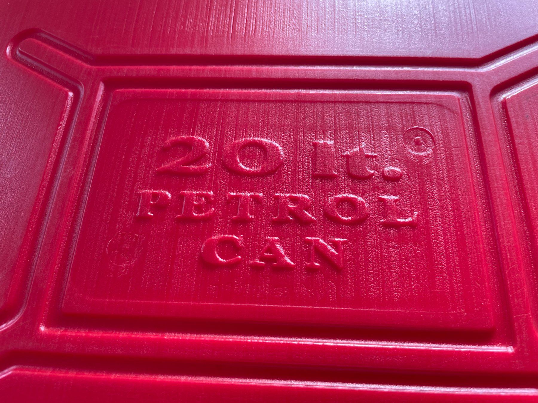 Taniche per benzina: Jerrican - bidon 20 litres – Nuovo (secondo la descrizione) da Petit Lancy venduto da gil_hr6v 5