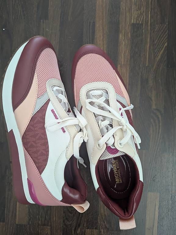 Damenschuhe: Michael Kors Schuhe neuwertig – Gebraucht aus Niederwangen BE von jan_p2tb