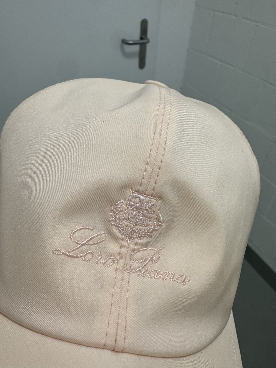 Loro Piana Giacche & Cappotti: Loro Piana  – Usato da Reinach AG venduto da MineD 3