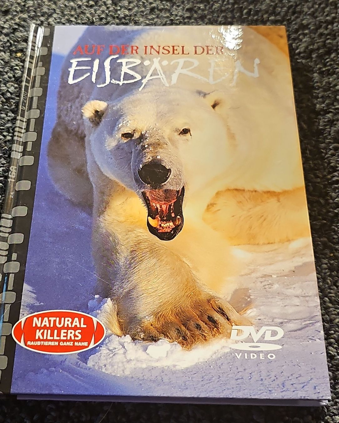 Tutti i DVDs: DVD Auf der Insel der Eisbären(21499) – Usato da Ruswil venduto da jan_bxl5