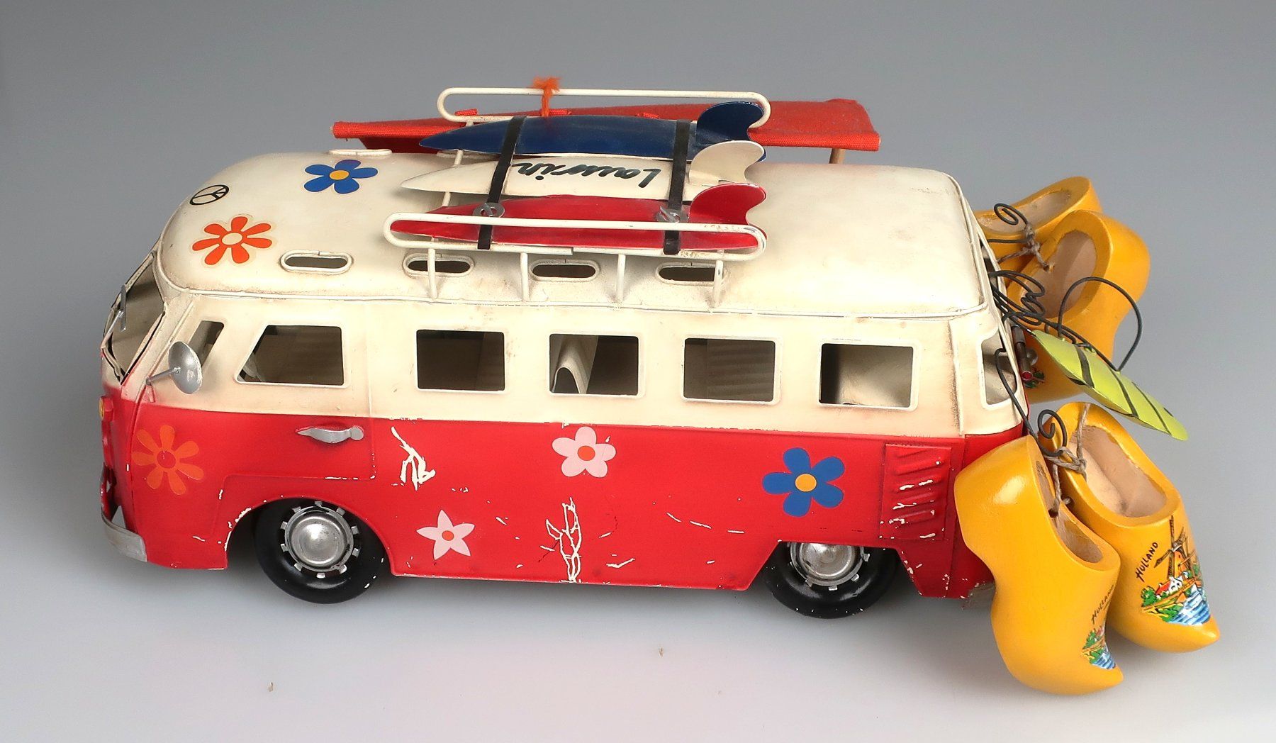 Modellbausätze & Standmodelle: Blech Hippie-Bus – Gebraucht aus Volketswil von brockipfannenstil 1