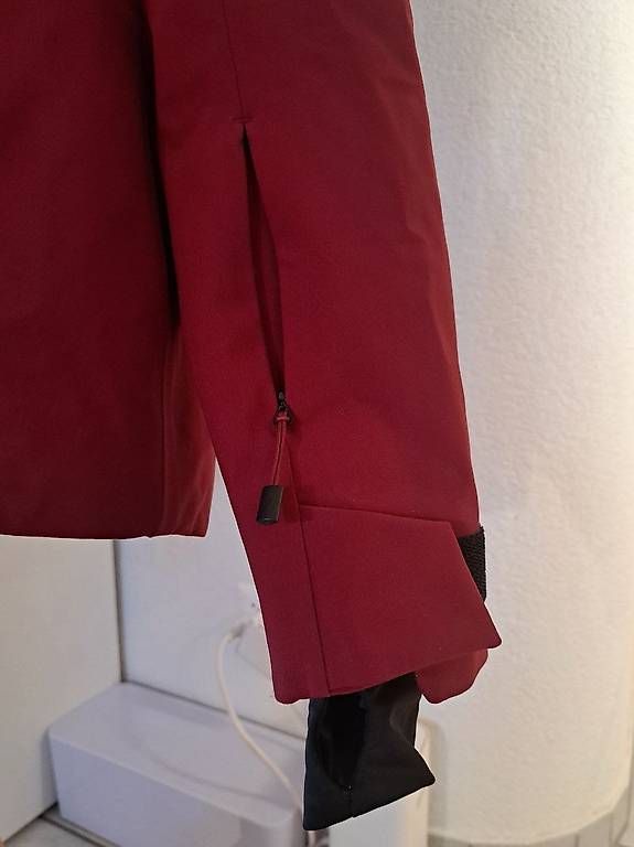 Jacken: Skijacke Albright Rot Grösse 38 – Gebraucht aus Rupperswil von White-Dove 4