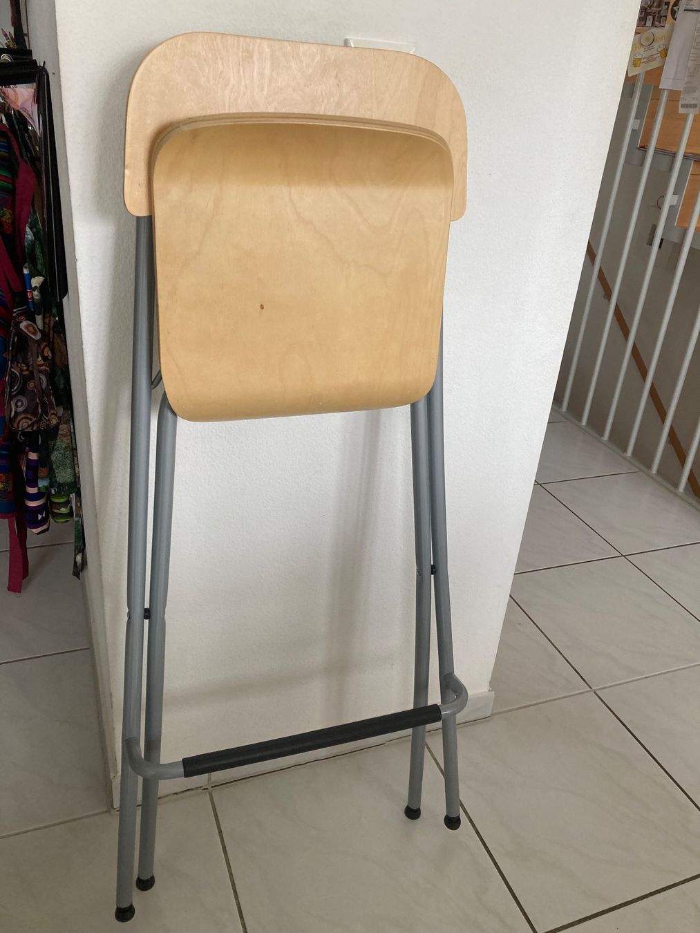 Ikea Sgabelli: Klapp-Barhocker Holz – Usato da Frenkendorf venduto da helping5 2