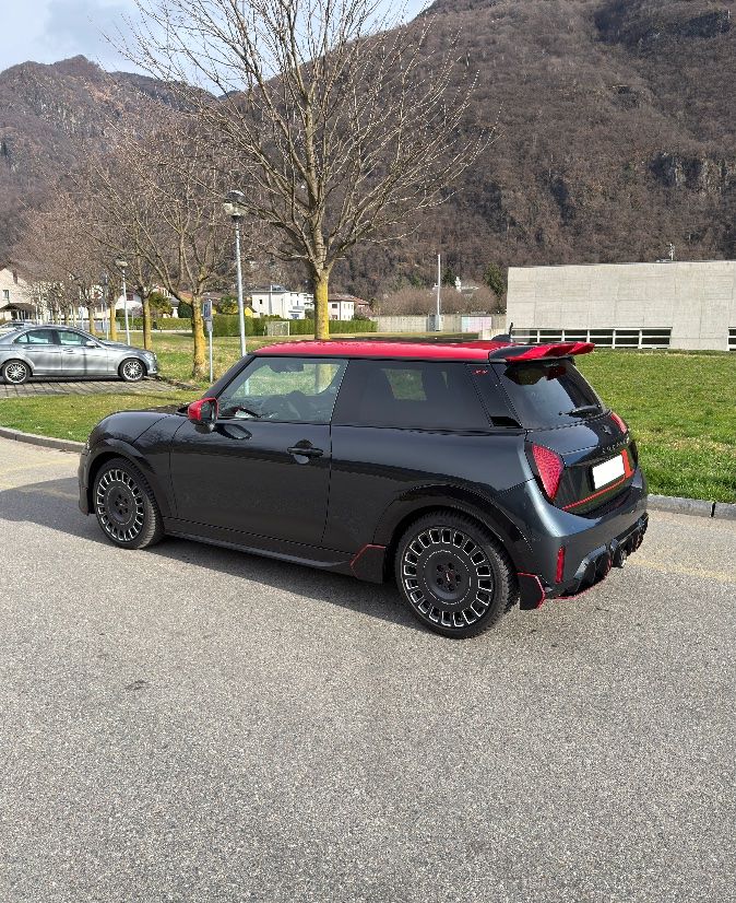 Mini Automobili: Leasing 402.60 - MINI JCW 50 YEARS EDITION – Usato da Giubiasco venduto da mat_n8k5 3