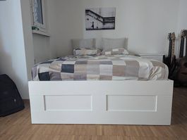 Doppelbett mit Aufbewahrung / Double size bed with storage