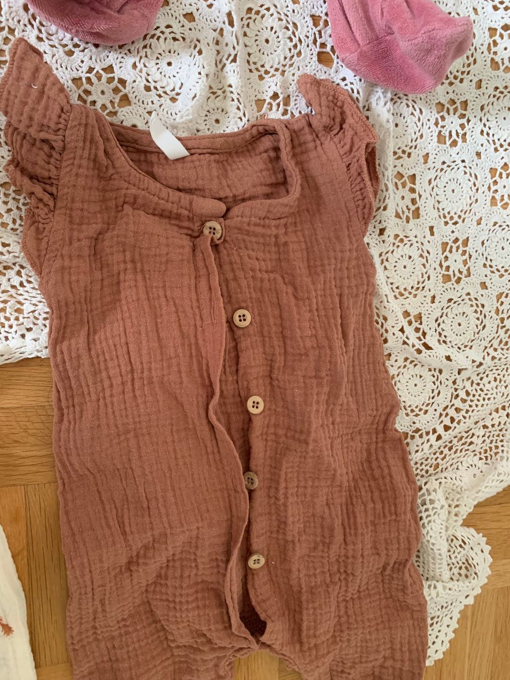 Lotti & Set di vestiti: Set 3 Overalls + Pyjamas Gr.62 – Usato da Moutier venduto da chDuplessy 3