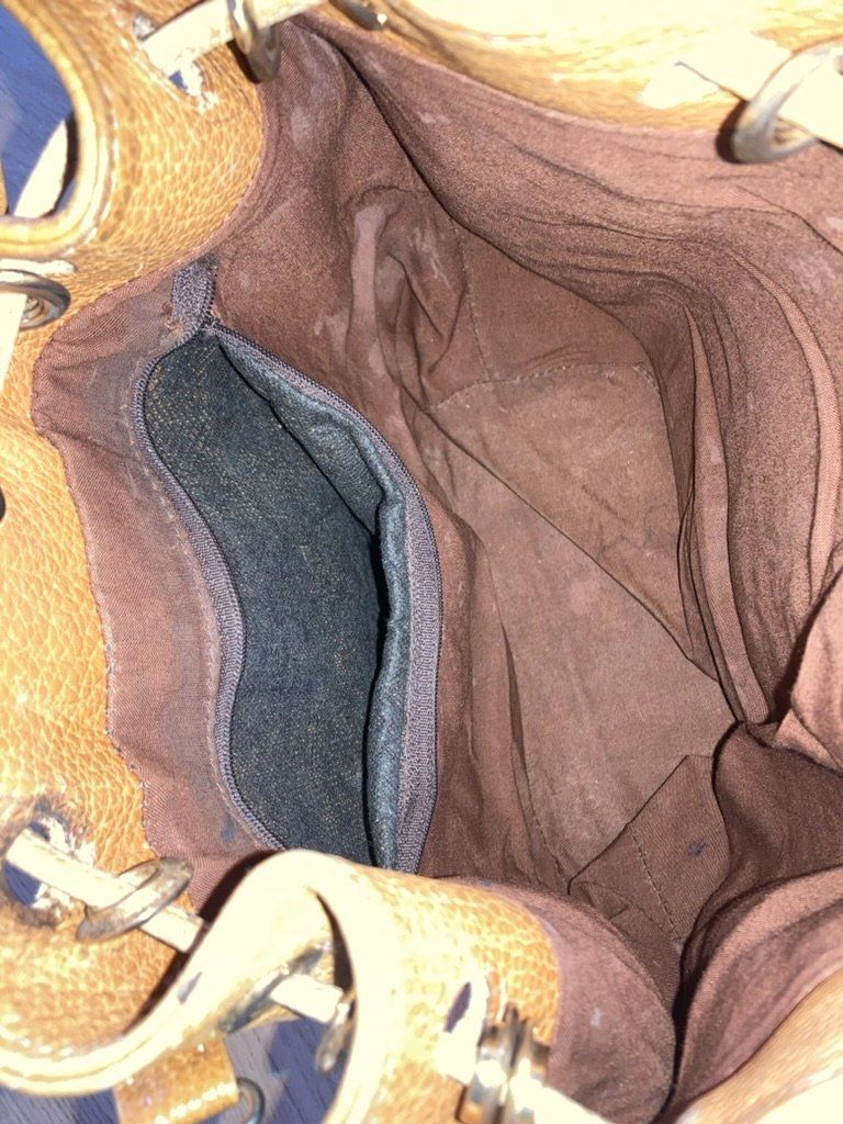 Borse da donna: GRATIS - Beuteltasche aus Leder – Difettoso da Winterthur venduto da rox_n5tg 8