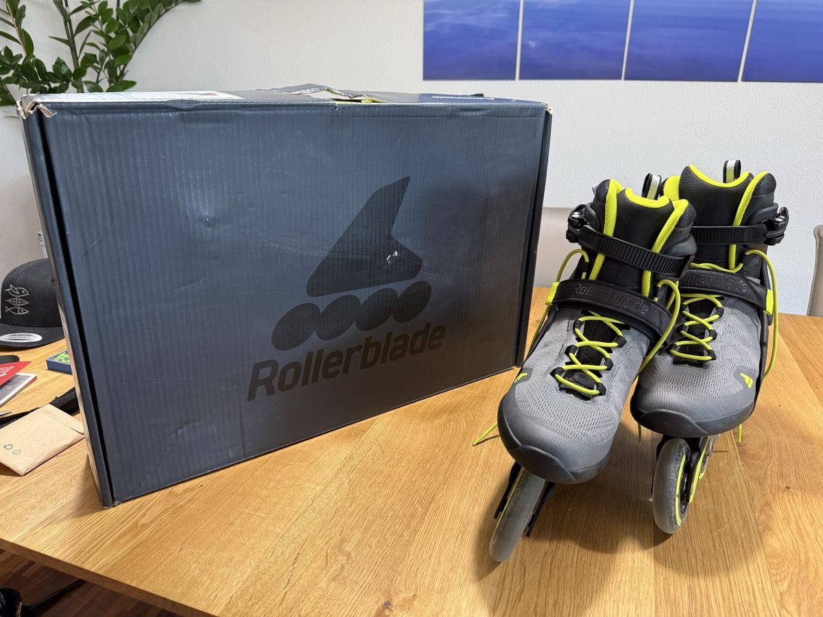 Pattini in linea & Pattini a rotelle: Rollerblade Inline Skates Grösse 46 wie neu ab 1CHF – Nuovo (secondo la descrizione) da Wallisellen venduto da FabianB