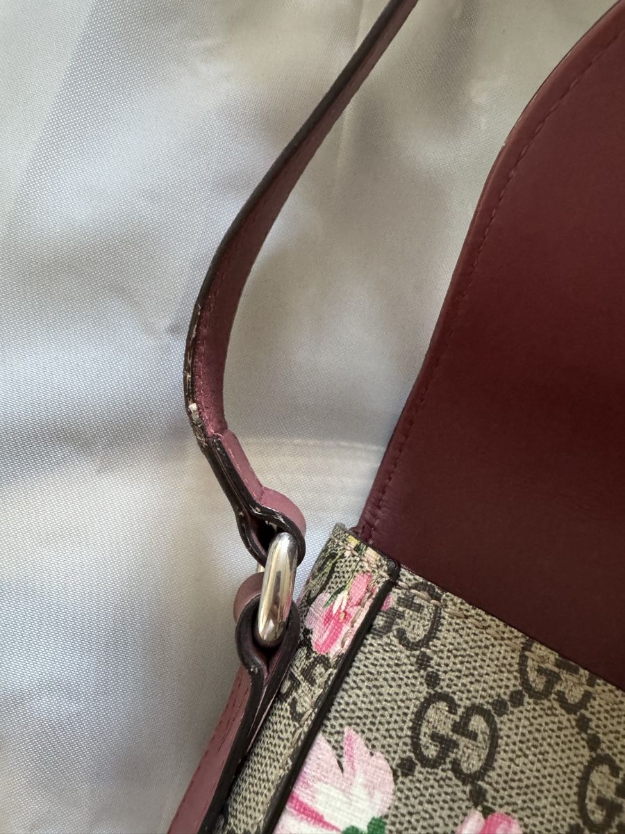 Gucci Sacs femmes: Gucci flower – D'occasion à Basel par frr_y9zm 2