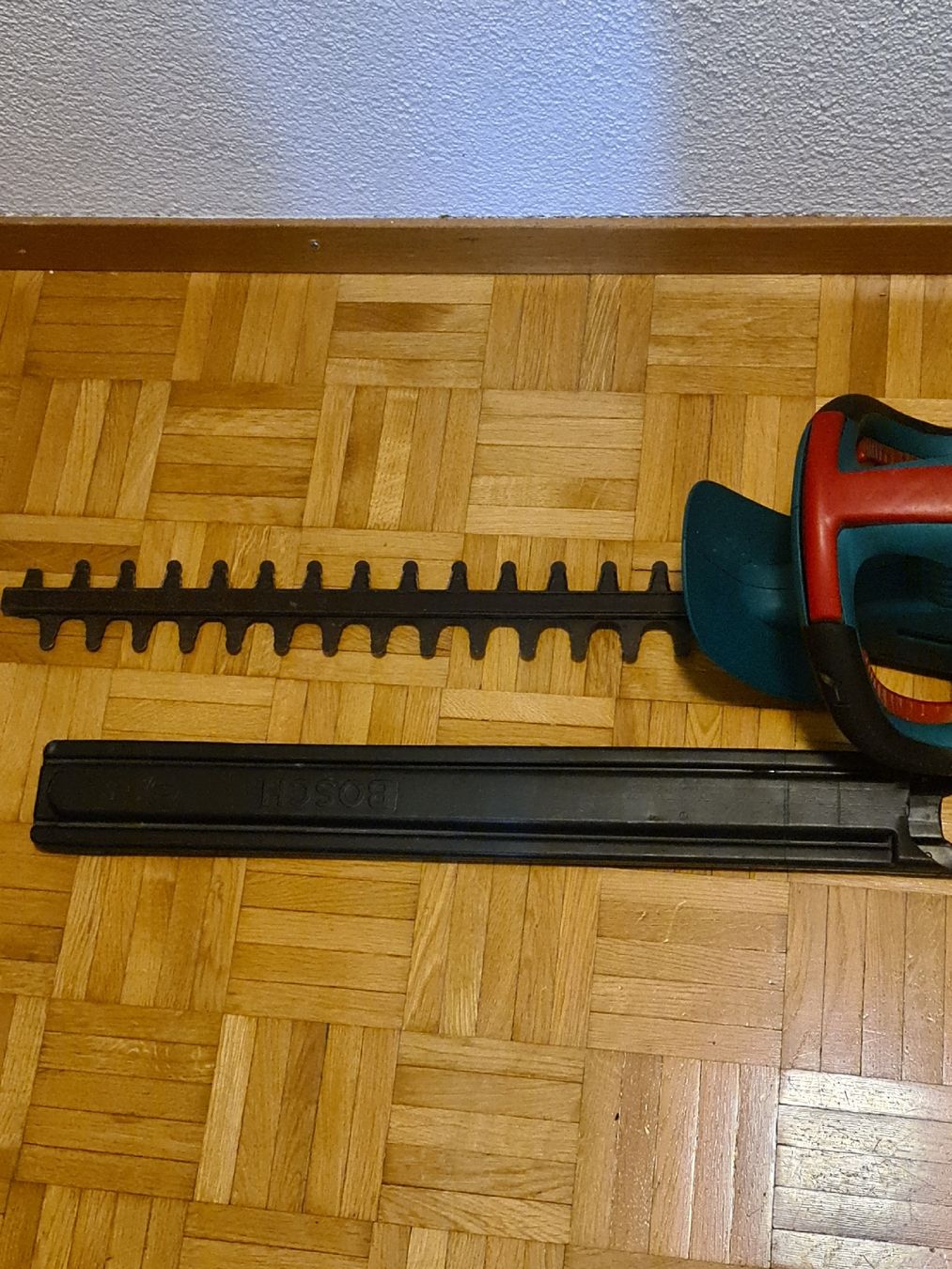 Bosch Tutti gli attrezzi: Gebrauchte Bosch Heckenschere AHS 48-24 – Usato da Thun venduto da erh_fs86 1