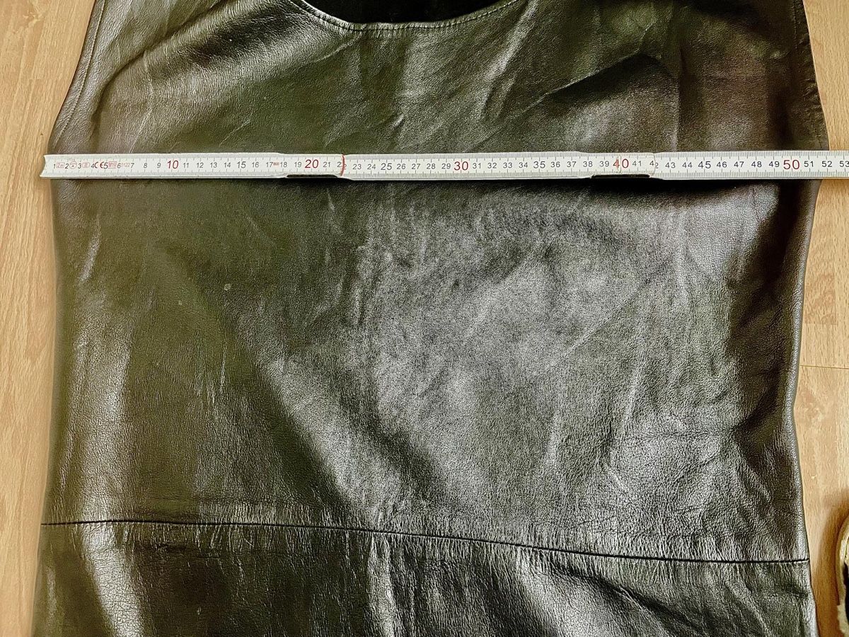 Vestiti: Handgeschneidertes Lederkleid – Usato da Kilchberg ZH venduto da Suisse500 3