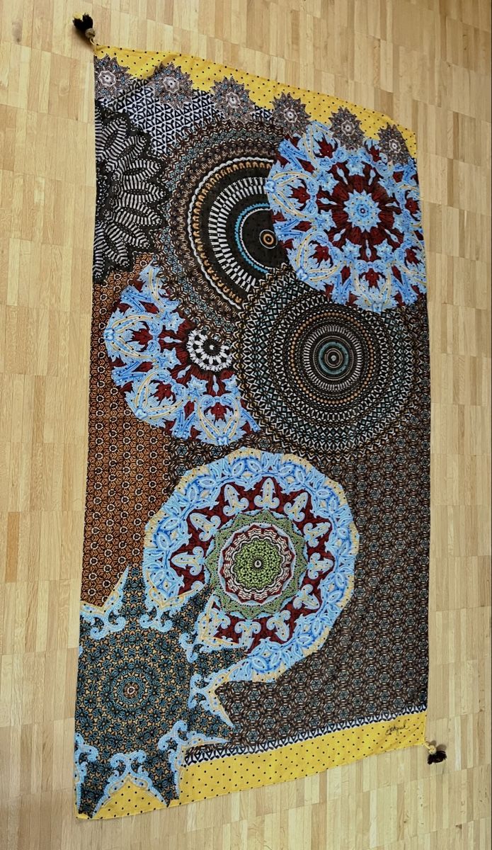 Desigual Foulard & Sciarpe: Schal von Desigual – Usato da Ittigen venduto da franzis6 1