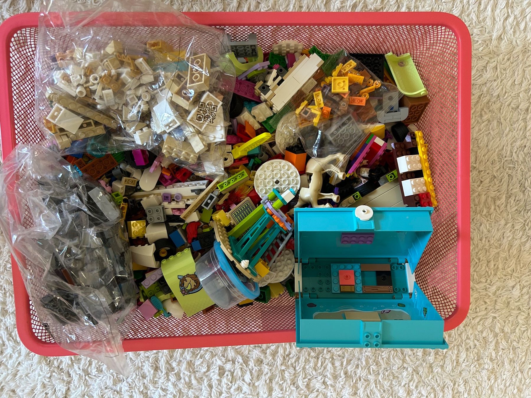 Lego Spielzeuge: Kiste mit Lego unsortiert – Gebraucht aus Basel von marcvo