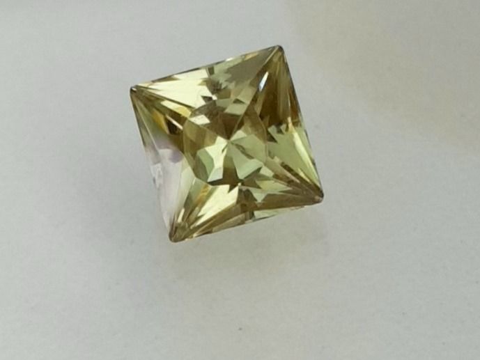 Pietre preziose: Csarite, Diaspore – Nuovo (secondo la descrizione) da Wolhusen venduto da toni079 2