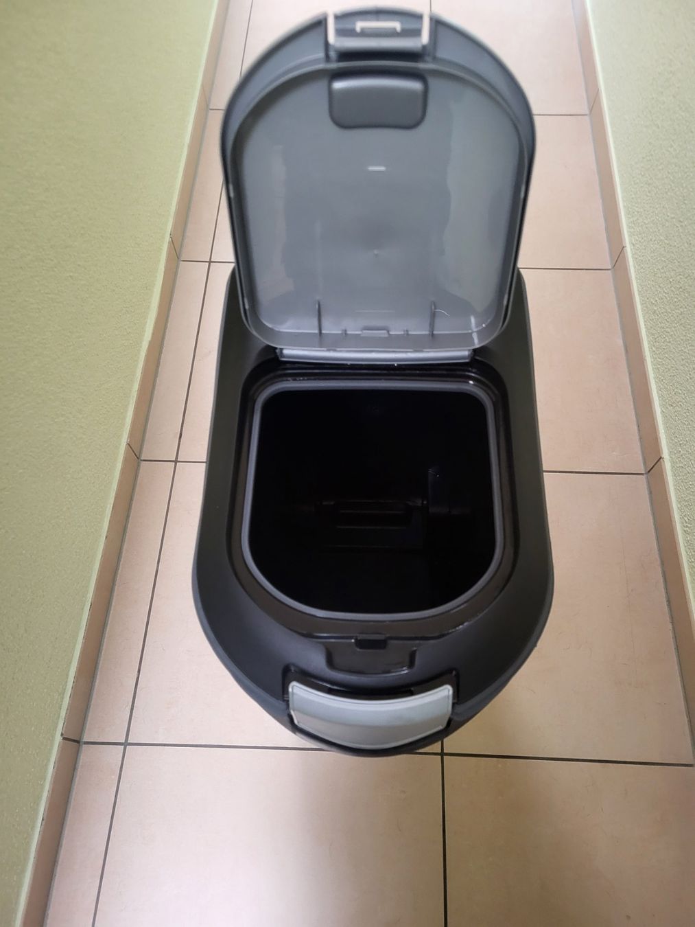 Fütterungssysteme: Futter Container – Gebraucht aus Lenzburg von Janine847 2