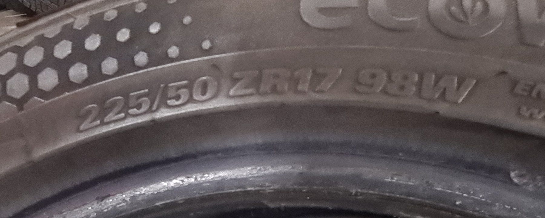 Pneumatici & Ruote complete: Vier Sommerreifen 225/50R17 – Usato da Uetendorf venduto da ATA-Deals 7