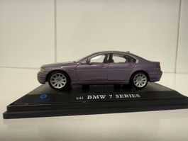 BMW 745i American Mint 1-43 / 4