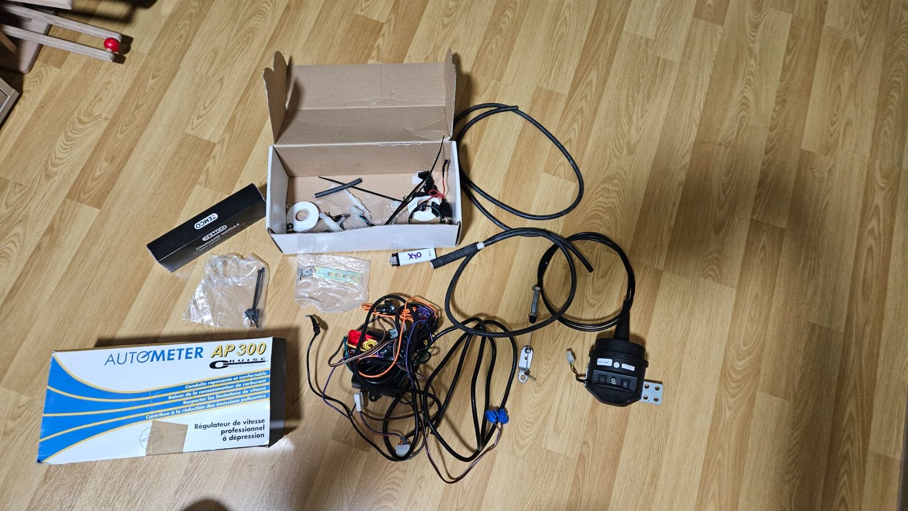 Accessori per altri veicoli: Universal Tempomat mit neuem Bedieneinheit – Usato da Sarnen venduto da Profi3 3