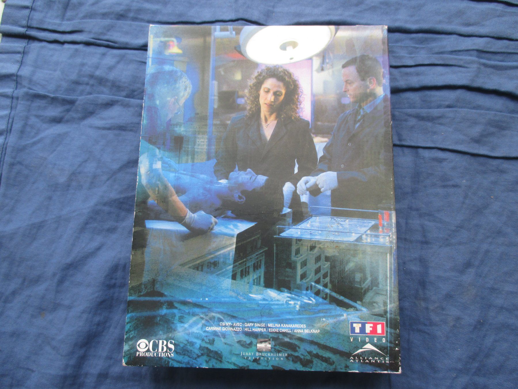 Tutti i DVDs: Les Experts Manhattan, saison 2 épisodes 2.13 à 2.24 – Usato da Colombier NE venduto da Nevenma 1