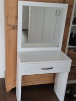 Weisses Schminktischli mit Spiegel und Schublade!