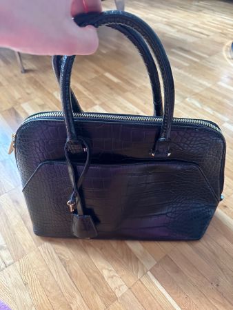 Handtasche