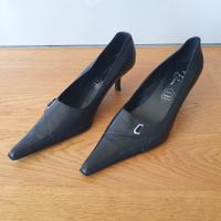 Escarpins à talons en cuir- Bata- pointure 37
