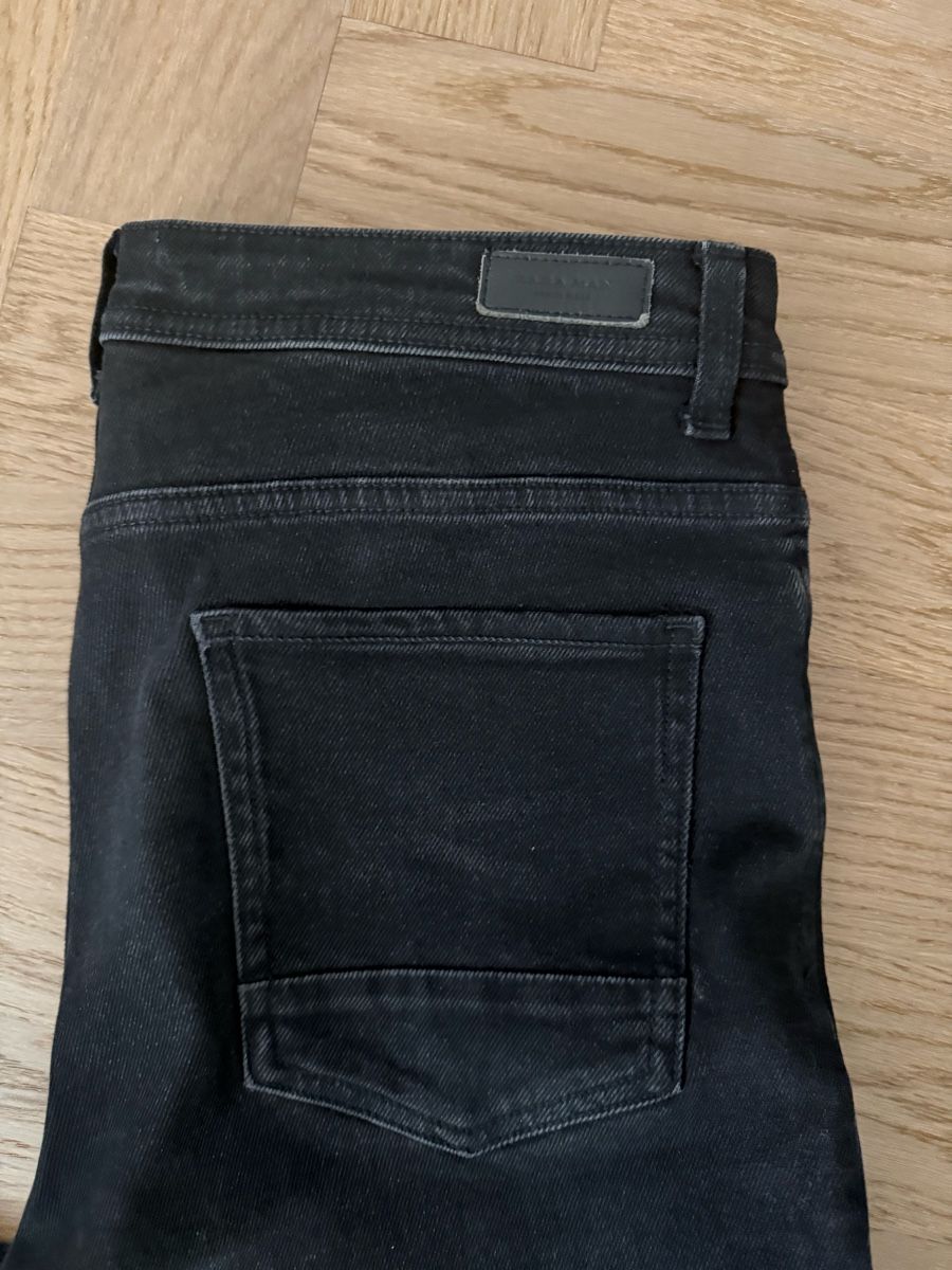 Zara Jeans: Zara Jeans. EUR 40 – Usato da Zürich venduto da aow_8p7m 1