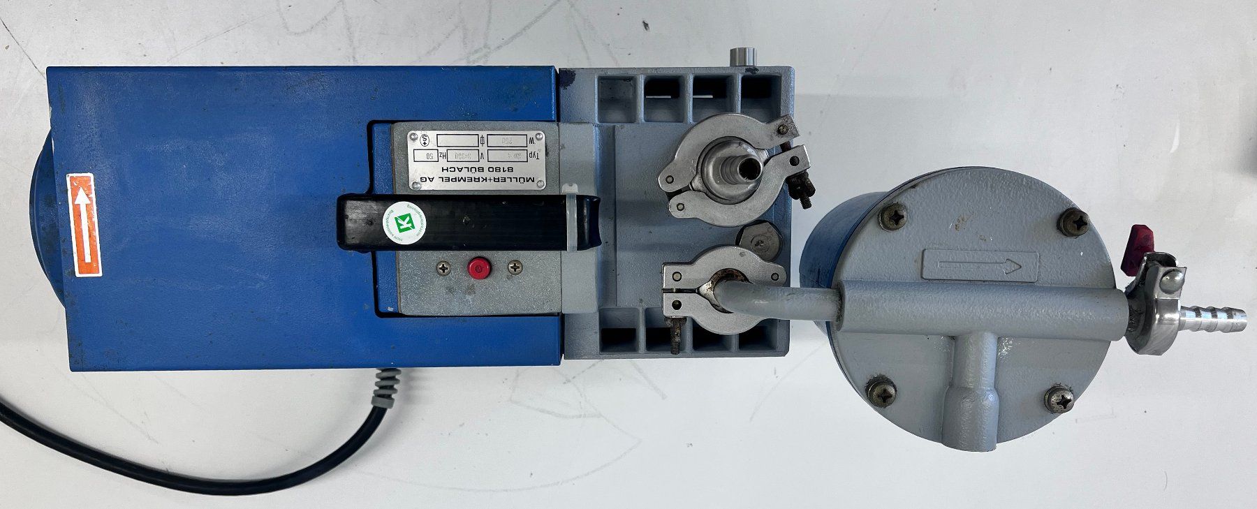 Accessori da laboratorio: Vacuubrand RD4 Drehschieber Vakuumpumpe – Usato da Niederdorf venduto da LeptonAG_Labor 3