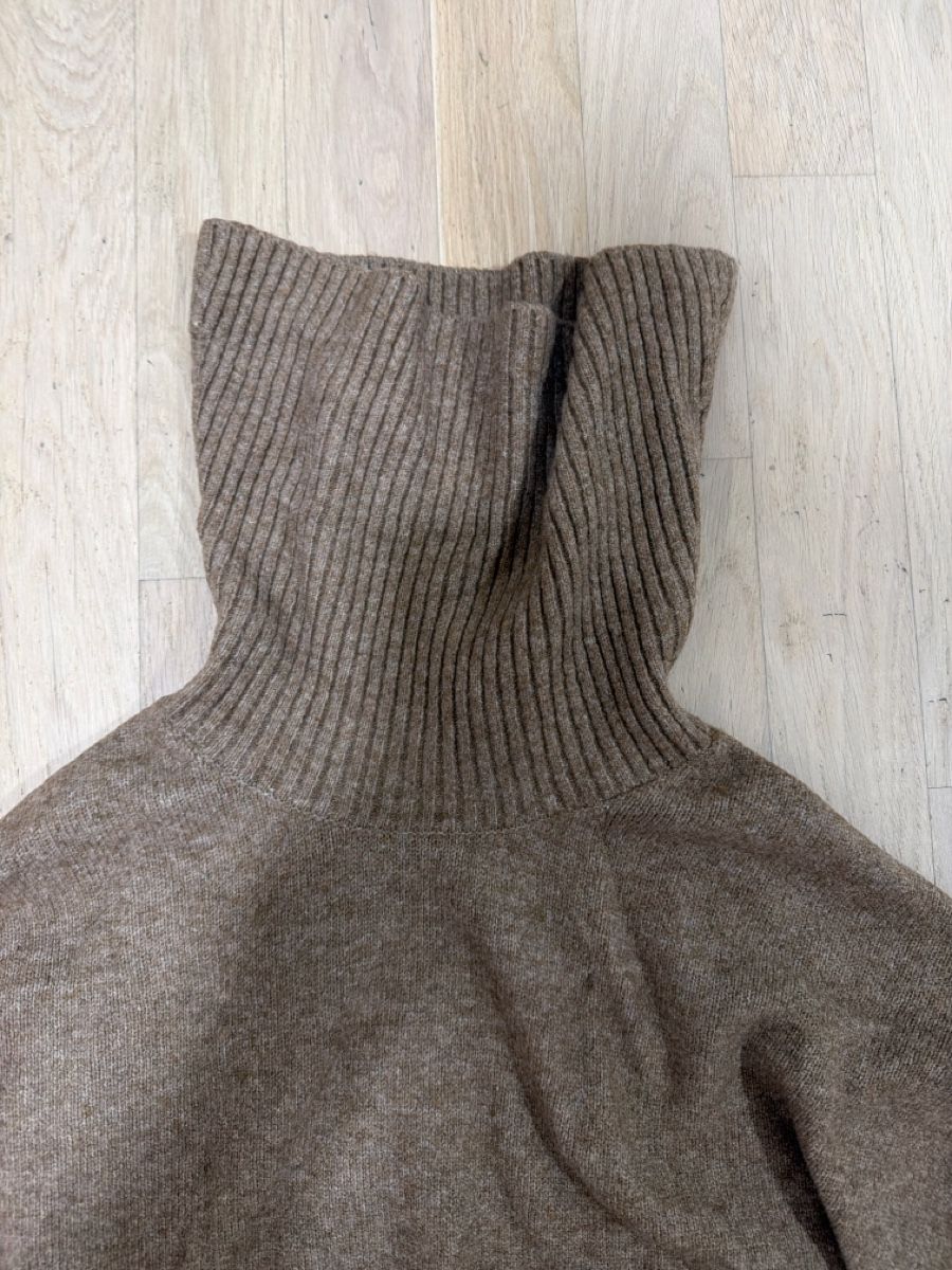 Oysho Maglioni & Felpe:  Oysho Rollkragenpullover taupe, Grösse M – Usato da Effretikon venduto da MaisonNade 2