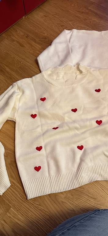 Pullover & Sweatshirts: 1 oder 2 Pullover Gr S – Gebraucht aus Grindelwald von hintkar 1