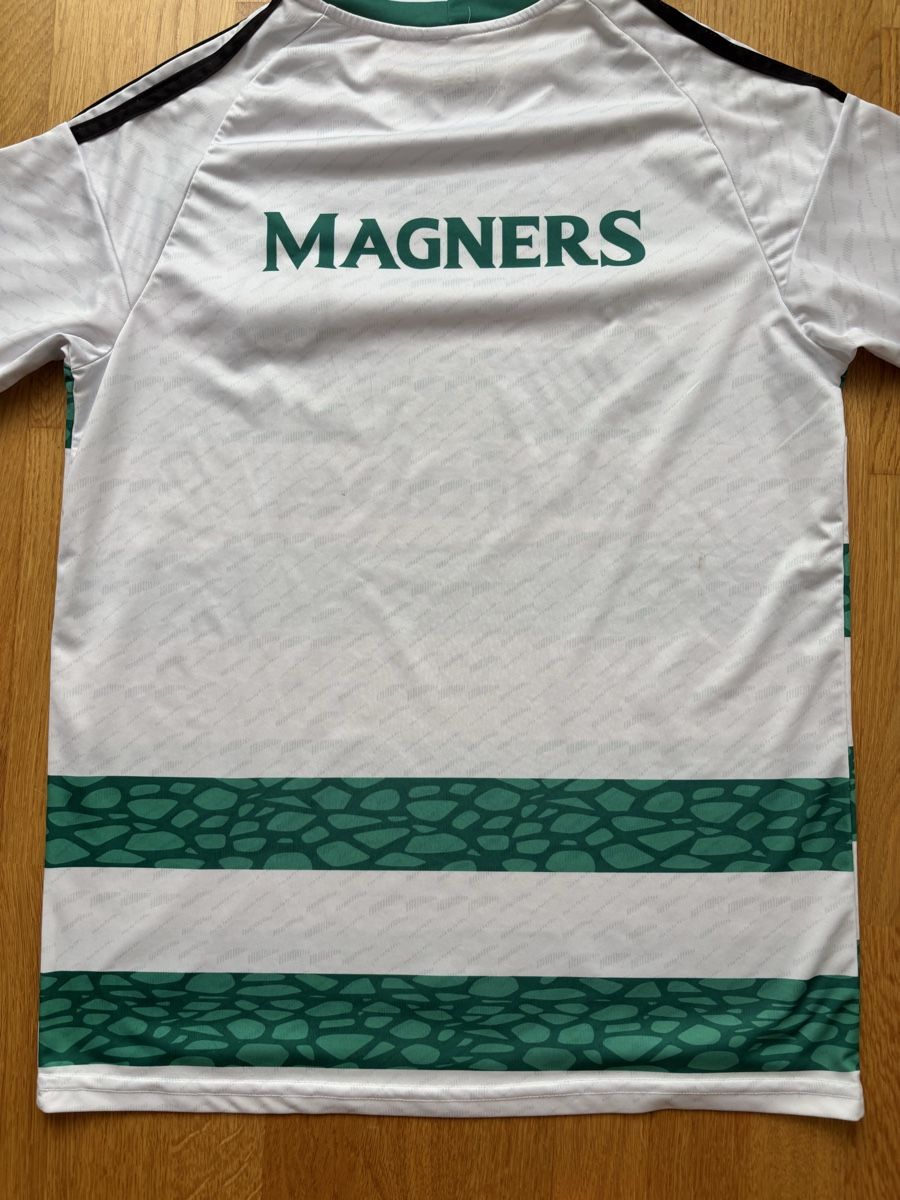 Canottiere & Pantaloni: FC Celtic Glasgow M ( L ) – Usato da Schmitten FR venduto da Hubalo 7