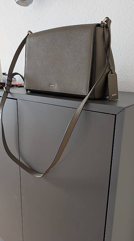 Borse da donna: DKNY Handtasche – Nuovo (secondo la descrizione) da Würenlos venduto da jr_wrnls 3