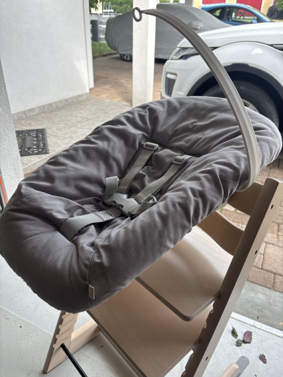 Stokke Sdraiette & Sdraiette a dondolo: Stokke NewBorn bebe gris clair  – Usato da Monthey venduto da LoveBrand 2