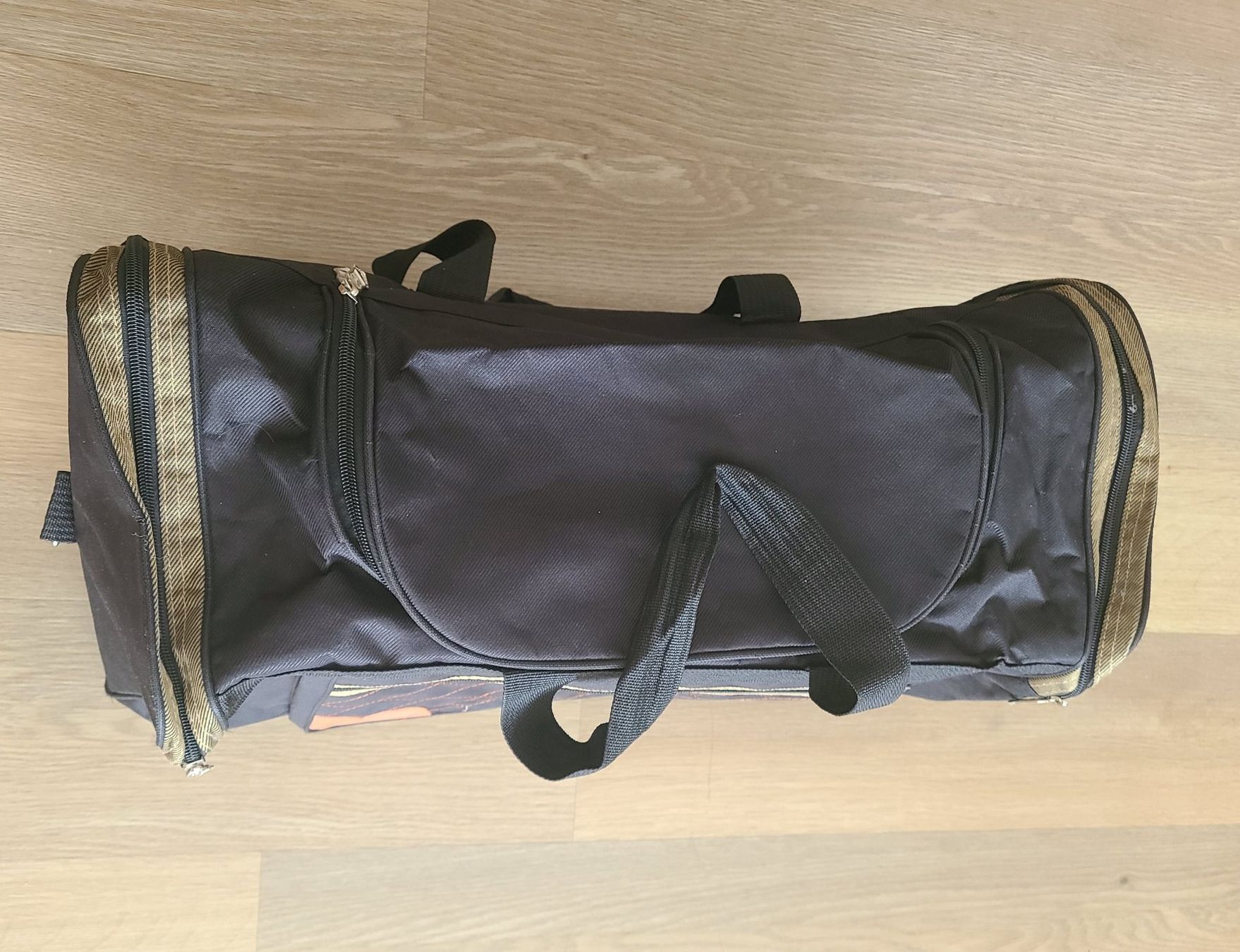 Sacs: Grosse Sporttasche / Reisetasche – Neuf (Voir description) à Egg b. Zürich par alpenchueli 3