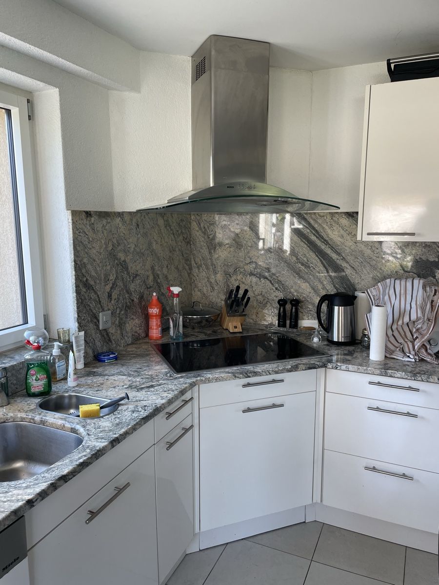 Cucine complete: Top ganze Kueche. Top neue Geraete – Usato da JEGENSTORF venduto da pem_qs2l 5