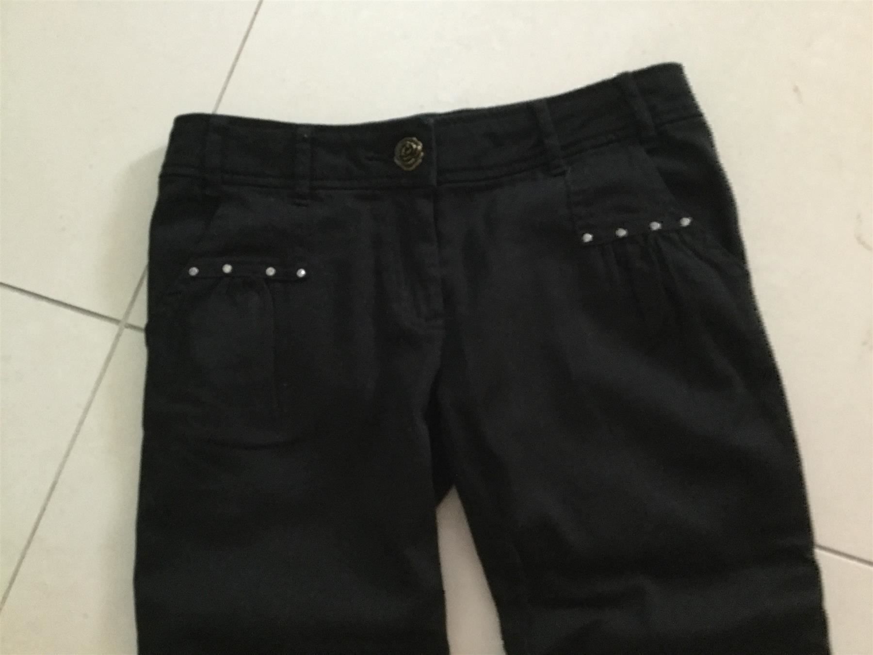 Pantaloni: ORCHESTRA Pantalon 3/4 Hosen gr. 128 – Usato da Giubiasco venduto da baamboo 1