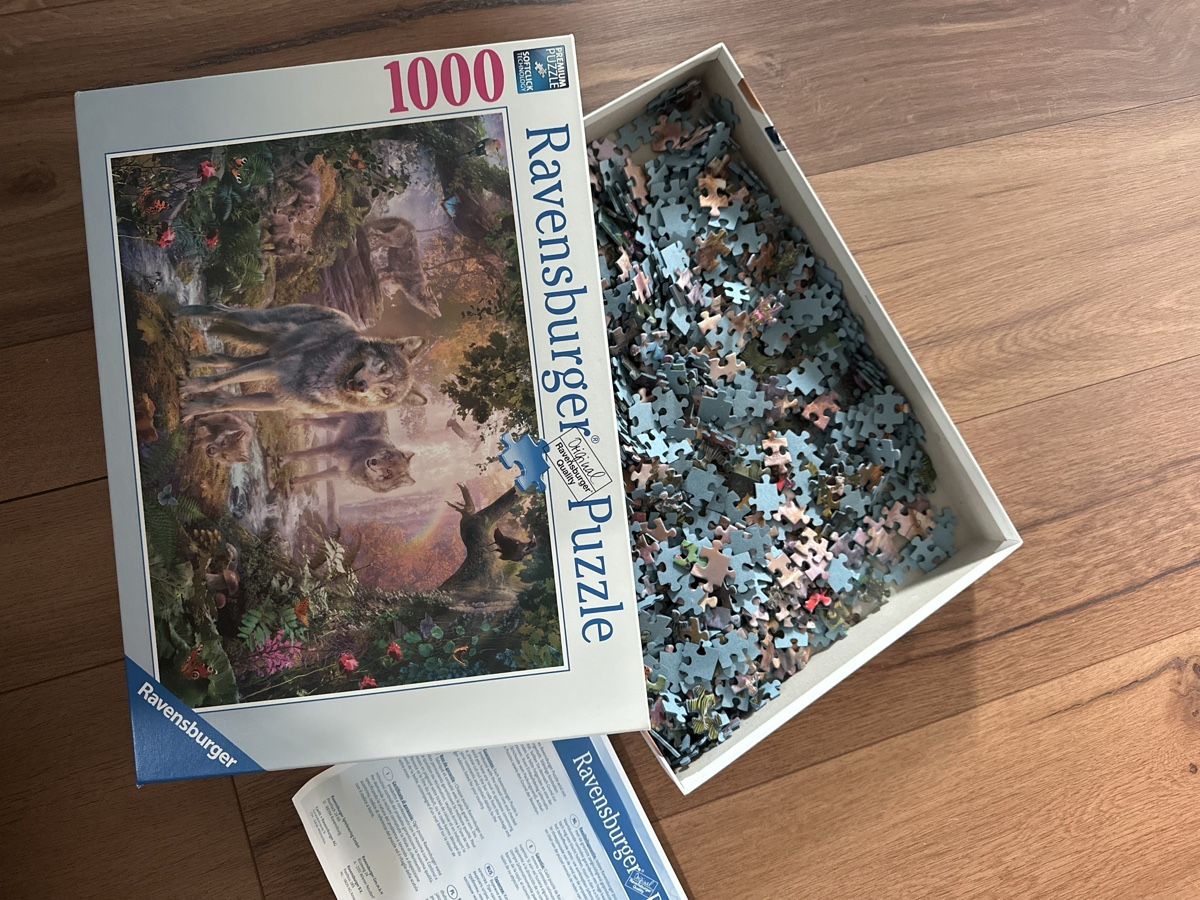 Ravensburger Puzzles: Ravensburger Puzzle Wölfe – Gebraucht aus Schellenberg von Naemi 1
